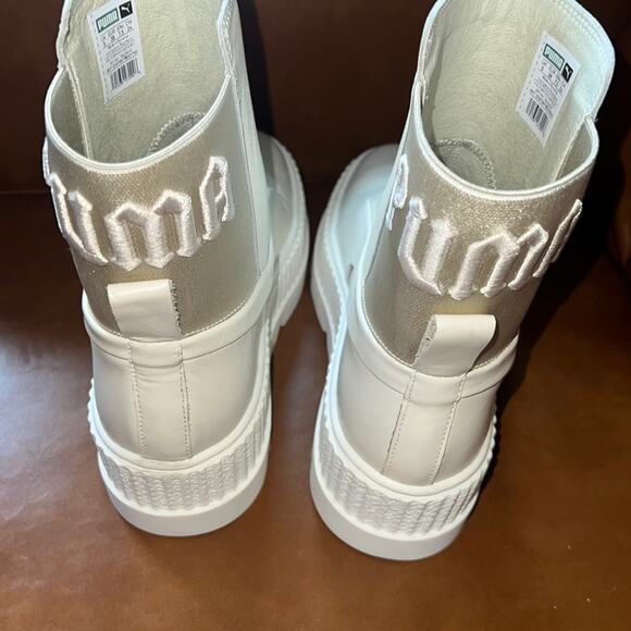 Puma Women's x Fenty Chelsea Sneaker Boot Sz 7.5 - Picture 4 of 7